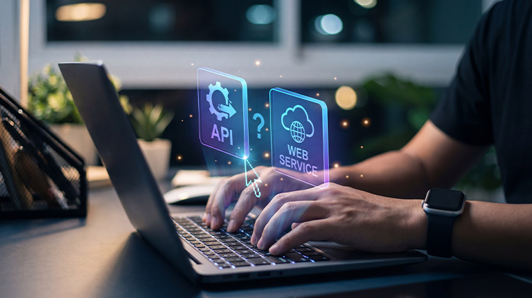 تفاوت وبسرویس و API چیست؟